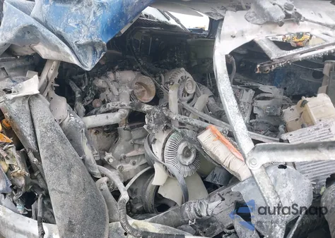 2004 Chevrolet Silverado 1500 Ls из США, поврежденный, VIN 2GCEK13T141319493